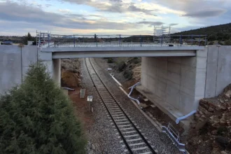 Obres d'electrificació en la via Sagunt-Terol-Saragossa.