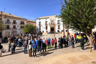 Acto de homenaje en Utiel a las víctimas de la DANA del 29-O.
